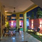BAR-RESTAURANT